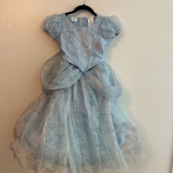 Disney x Pottery Barn Kids light up Cinderella